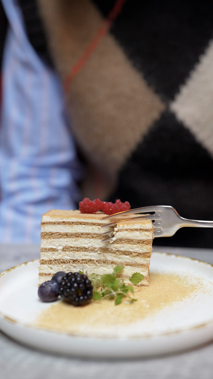 Laika lounge gallery photo 15